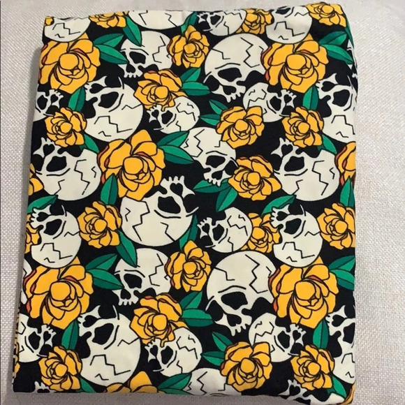 New! Women’s Lularoe skulls and yellow roses Halloween  leggings OS - Picture 1 of 1